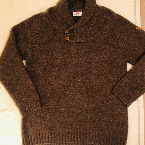 Knitted sweater lambswool blend with classic shawl collar slightly marbled yarn. - Picture 3 of 3